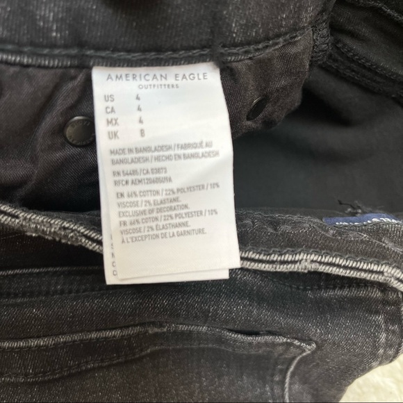 NWOT AEO super hi-rise biker denim shorts washed black distressed Bermuda Size 4 - Picture 8 of 8